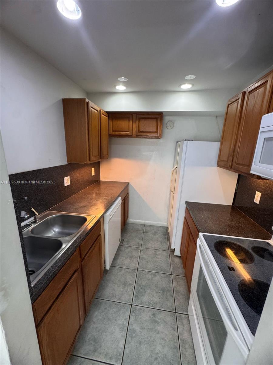 Property photo # 2