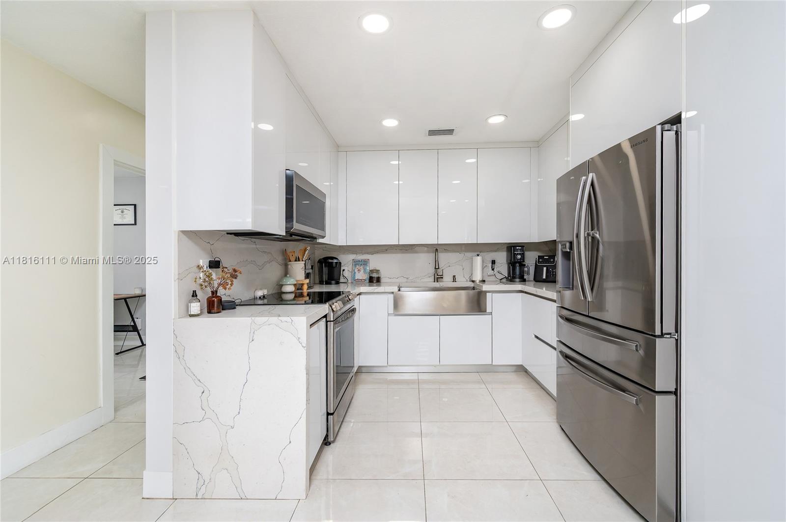 220 E 62nd St, Hialeah, Florida image 10