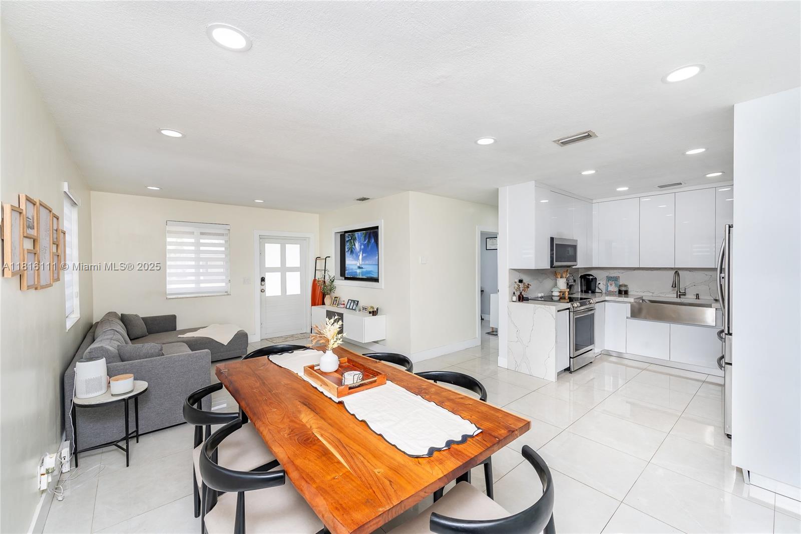 220 E 62nd St, Hialeah, Florida image 9