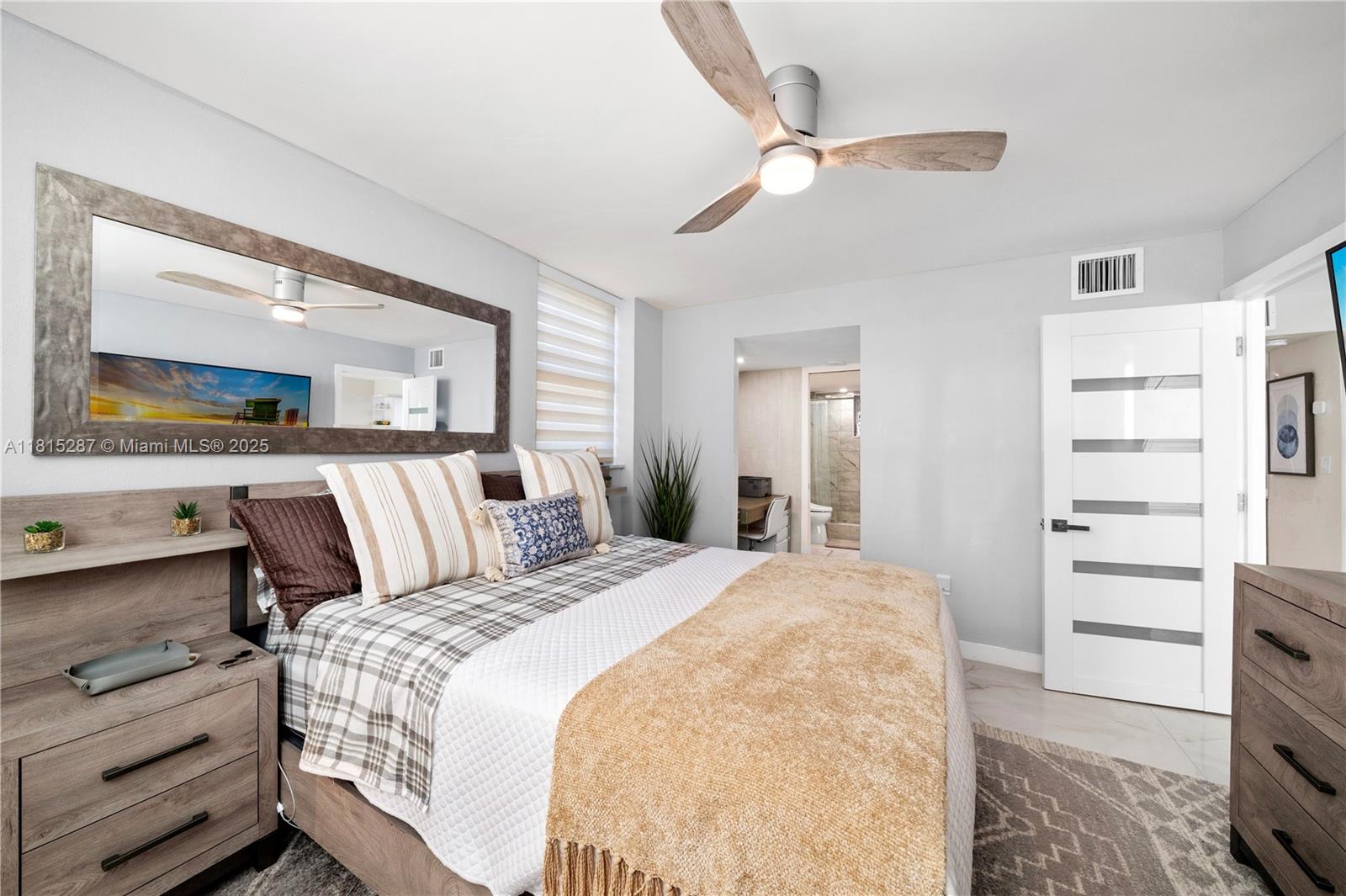 465 Ocean Dr #315, Miami Beach, Florida image 12
