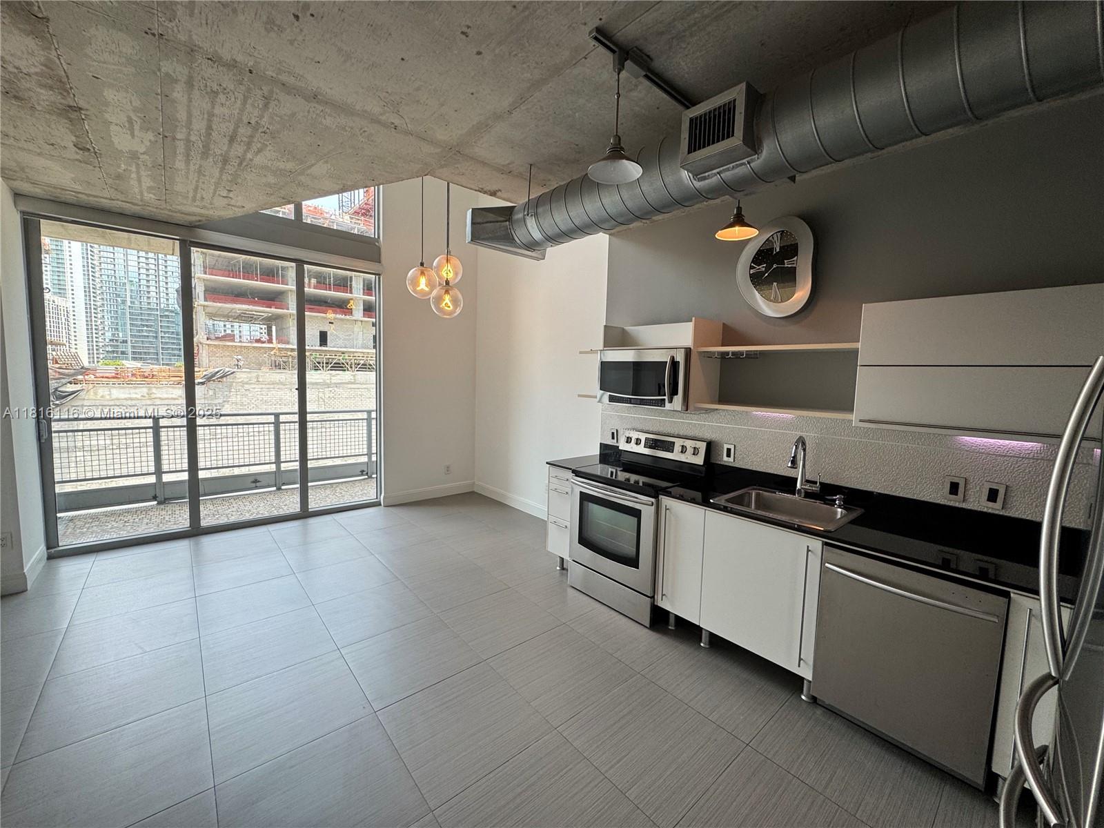 Property photo # 9