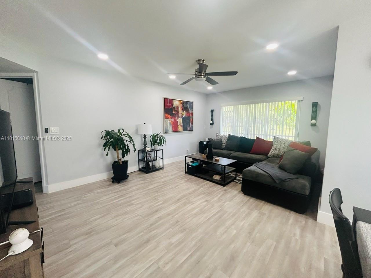 8002 Lagos De Campo Blvd #B-107, Tamarac, Florida image 2
