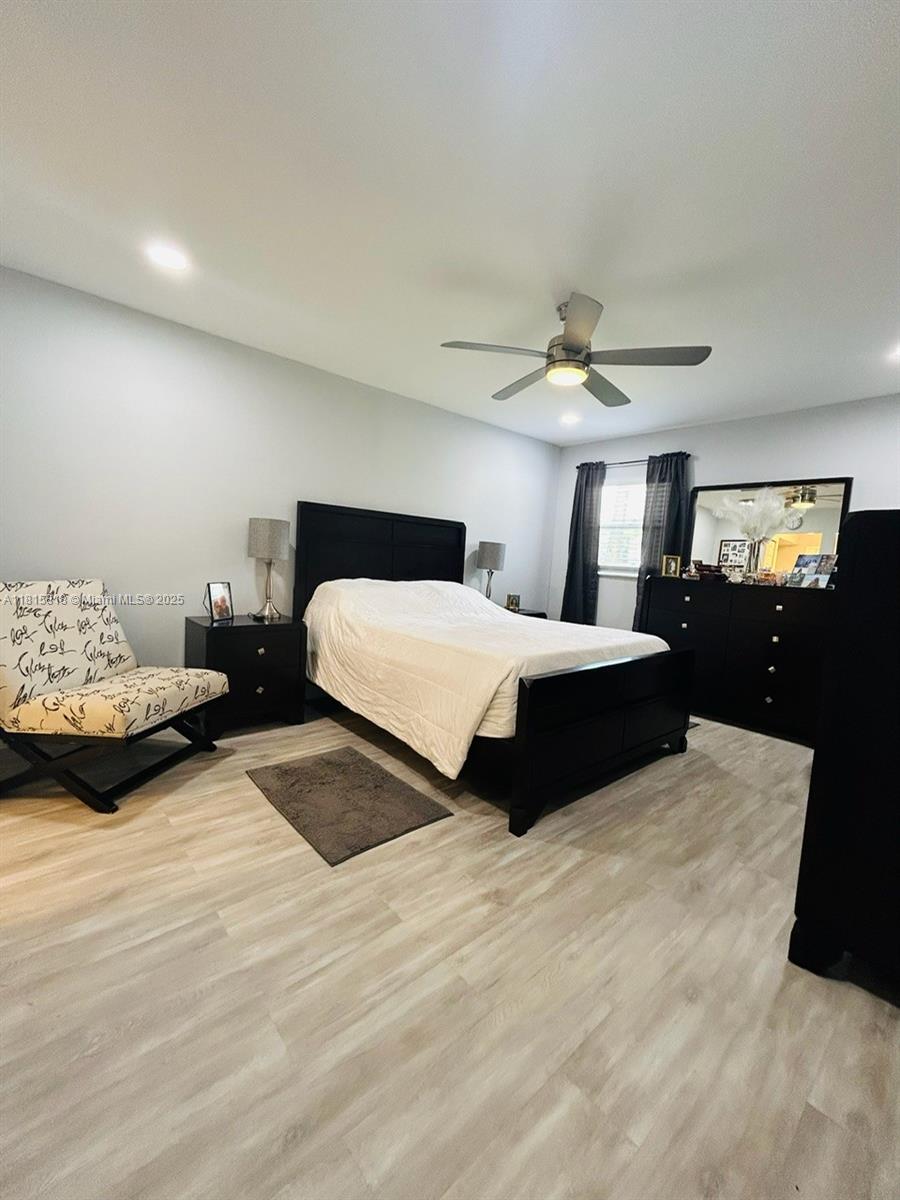 8002 Lagos De Campo Blvd #B-107, Tamarac, Florida image 26