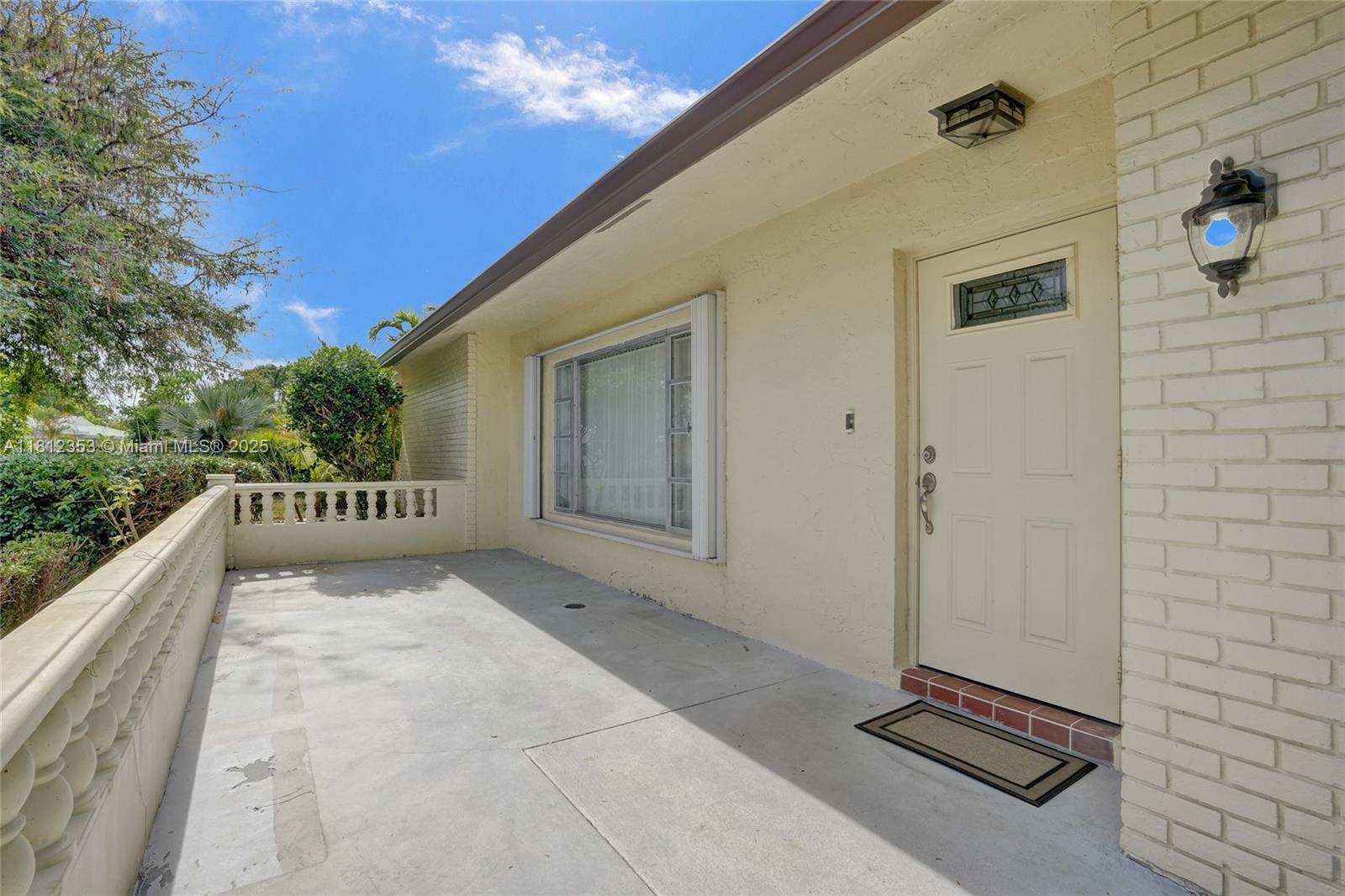 10106 NW 82nd St, Tamarac, Florida image 2