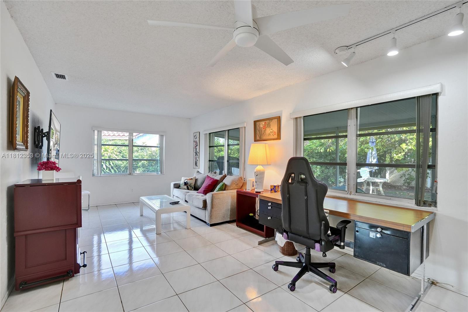 10106 NW 82nd St, Tamarac, Florida image 23