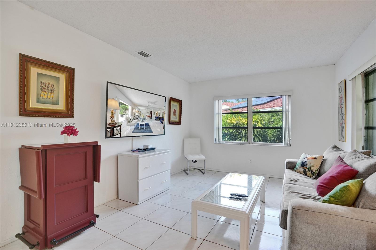10106 NW 82nd St, Tamarac, Florida image 24
