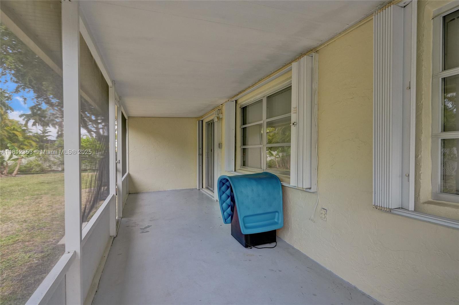 10106 NW 82nd St, Tamarac, Florida image 37