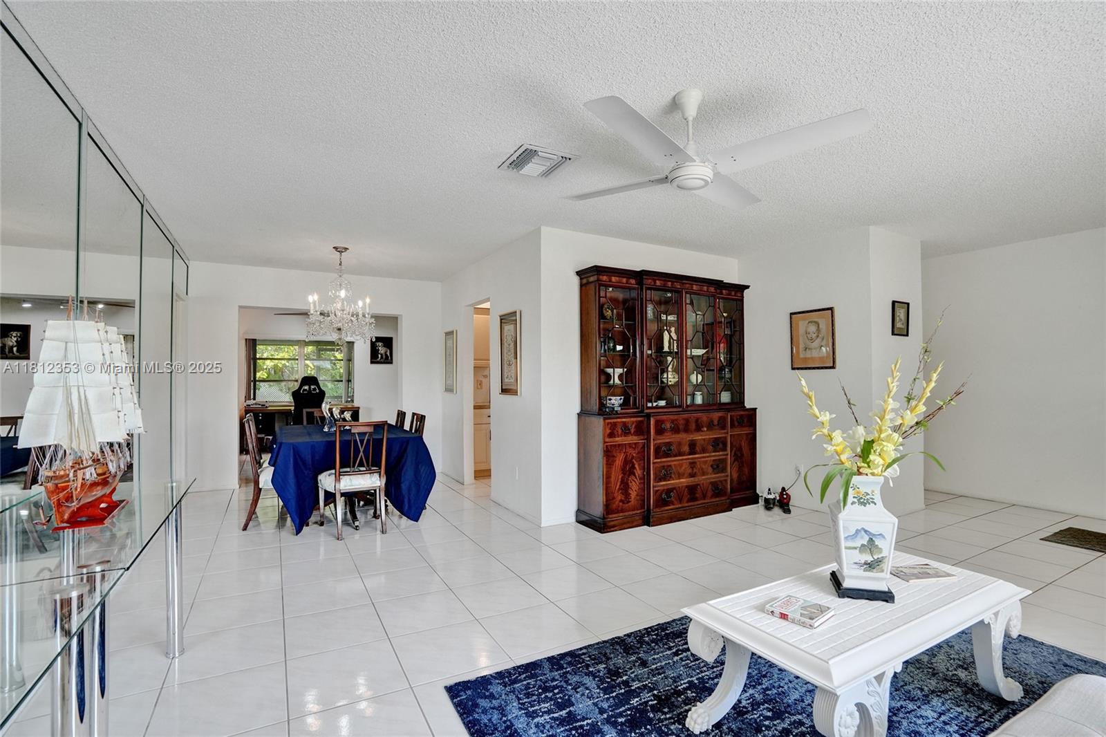 10106 NW 82nd St, Tamarac, Florida image 7