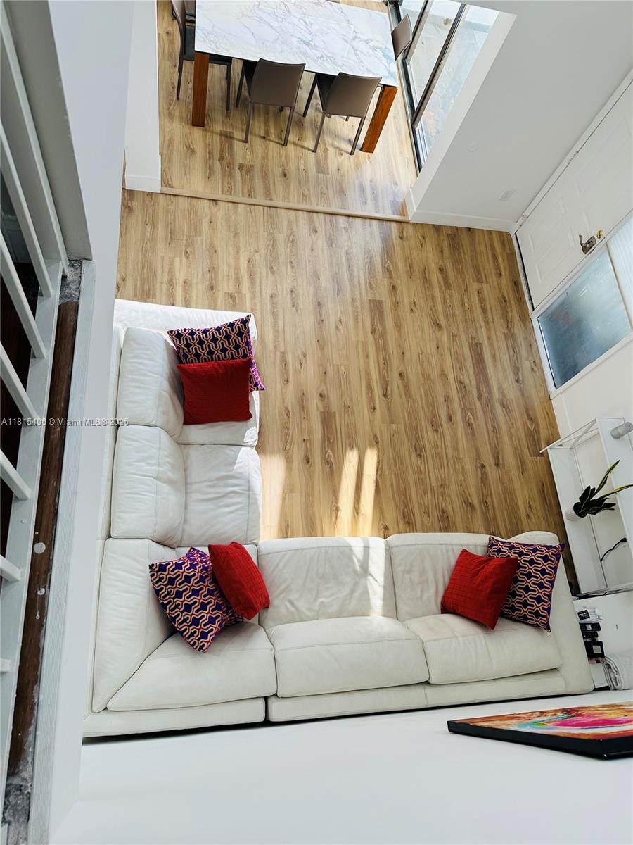 Property photo # 0