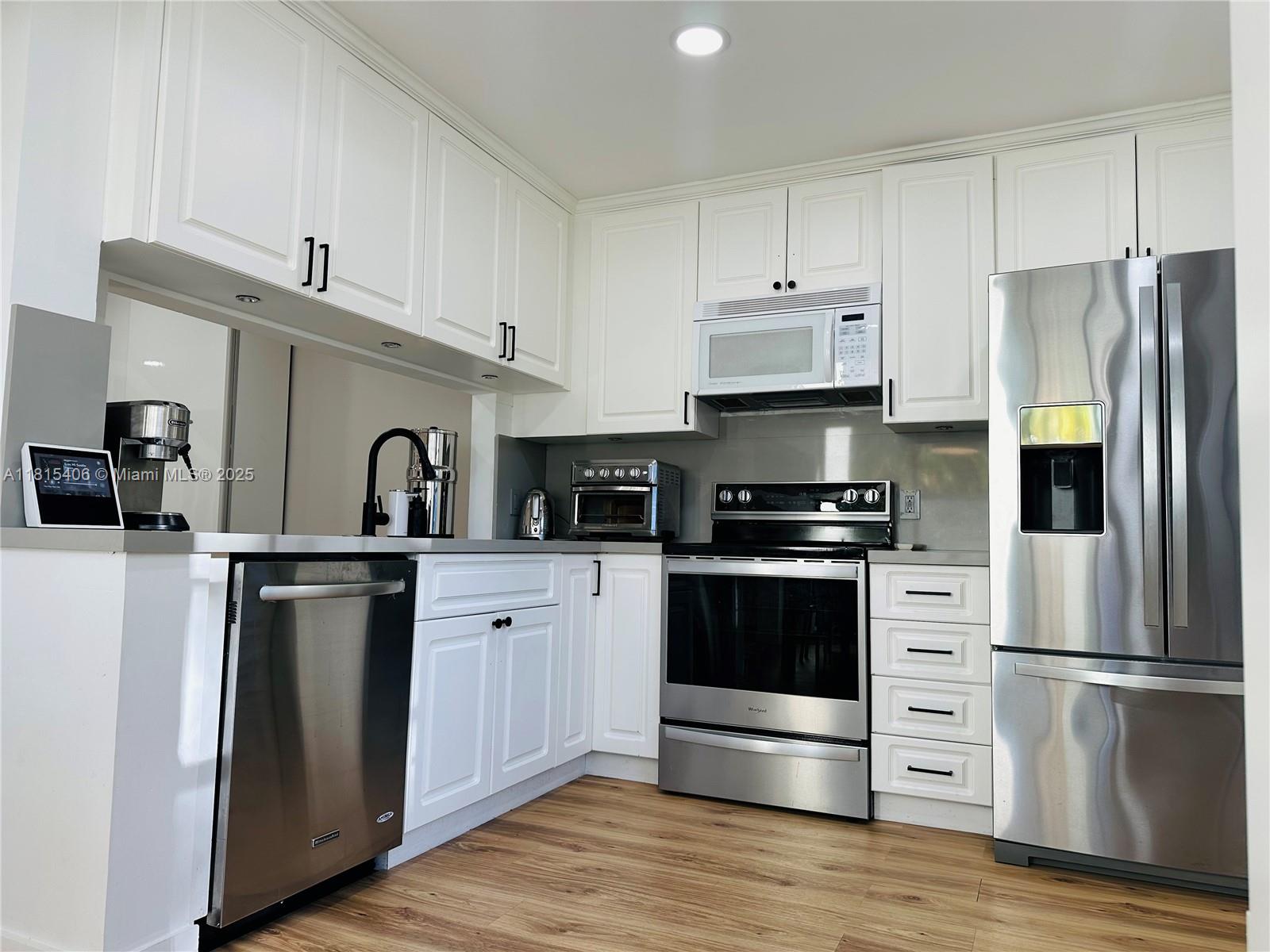 Property photo # 4