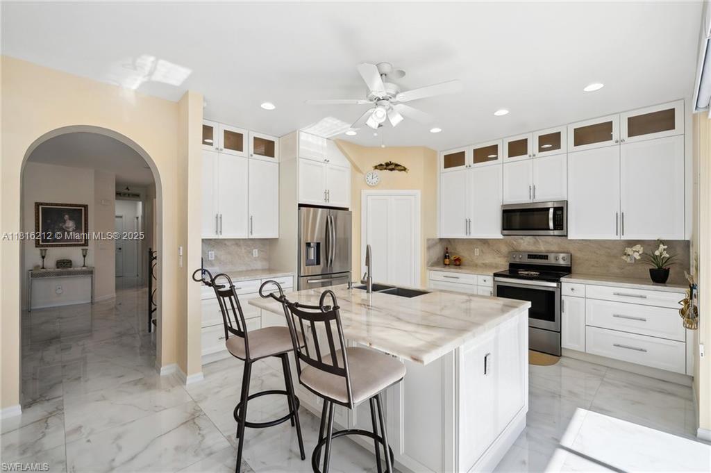 10125 N Golden Elm Dr, Estero, Florida image 17