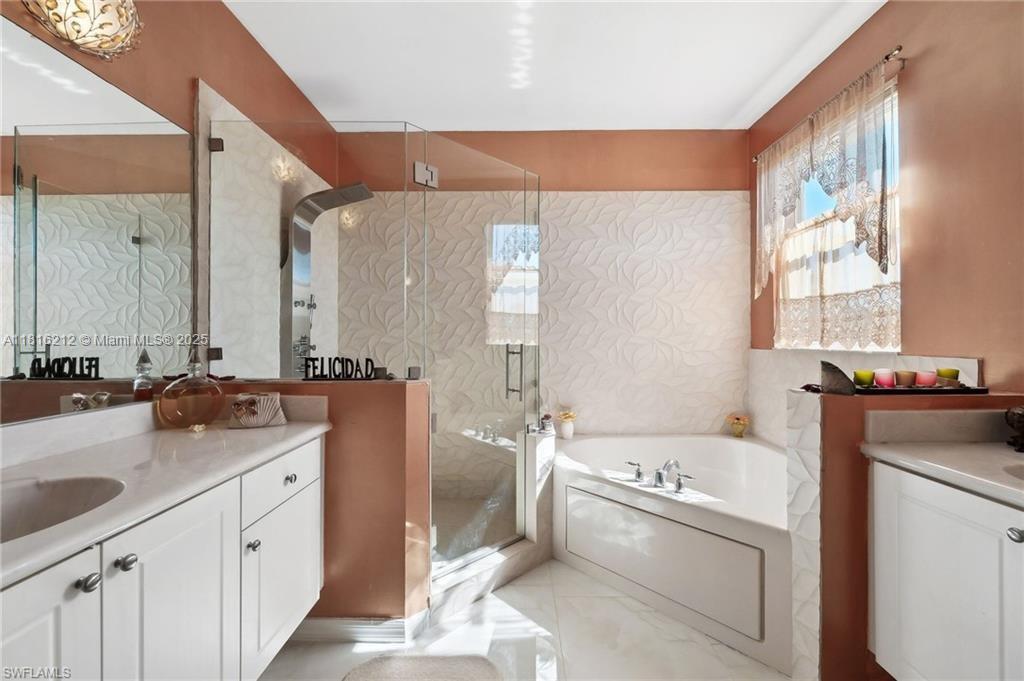 10125 N Golden Elm Dr, Estero, Florida image 22