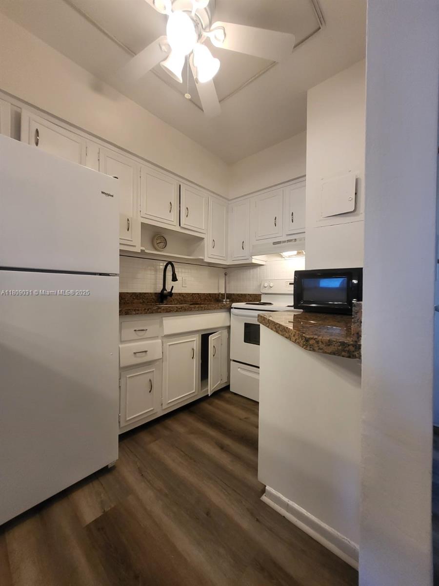 600 Layne Blvd #118, Hallandale Beach, Florida image 2