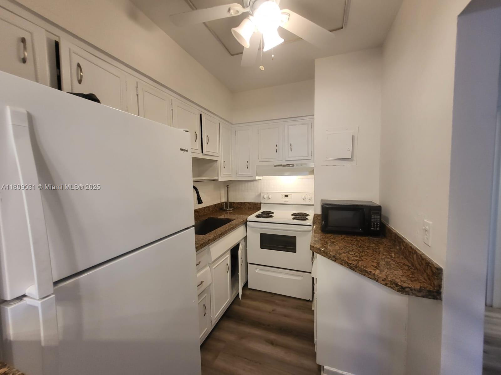 600 Layne Blvd #118, Hallandale Beach, Florida image 9
