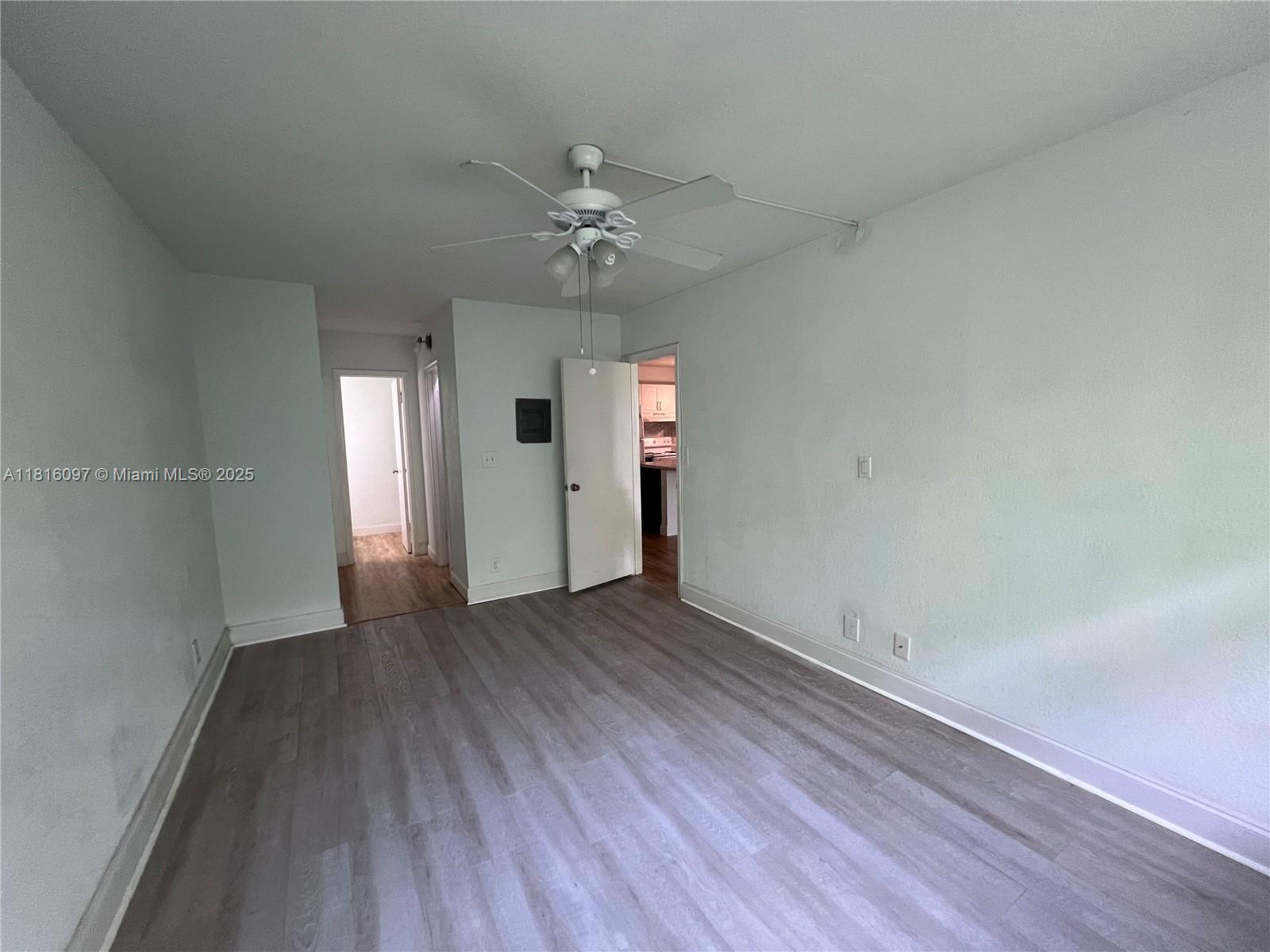 Property photo # 6