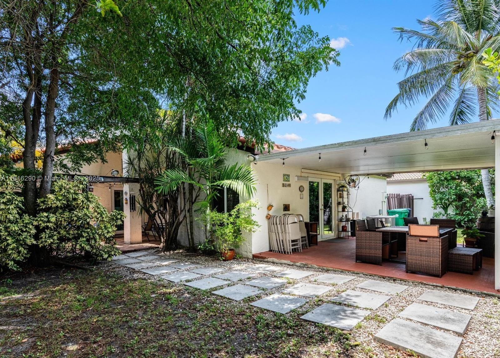 8936 SW 6th Ln, Miami, Florida image 18