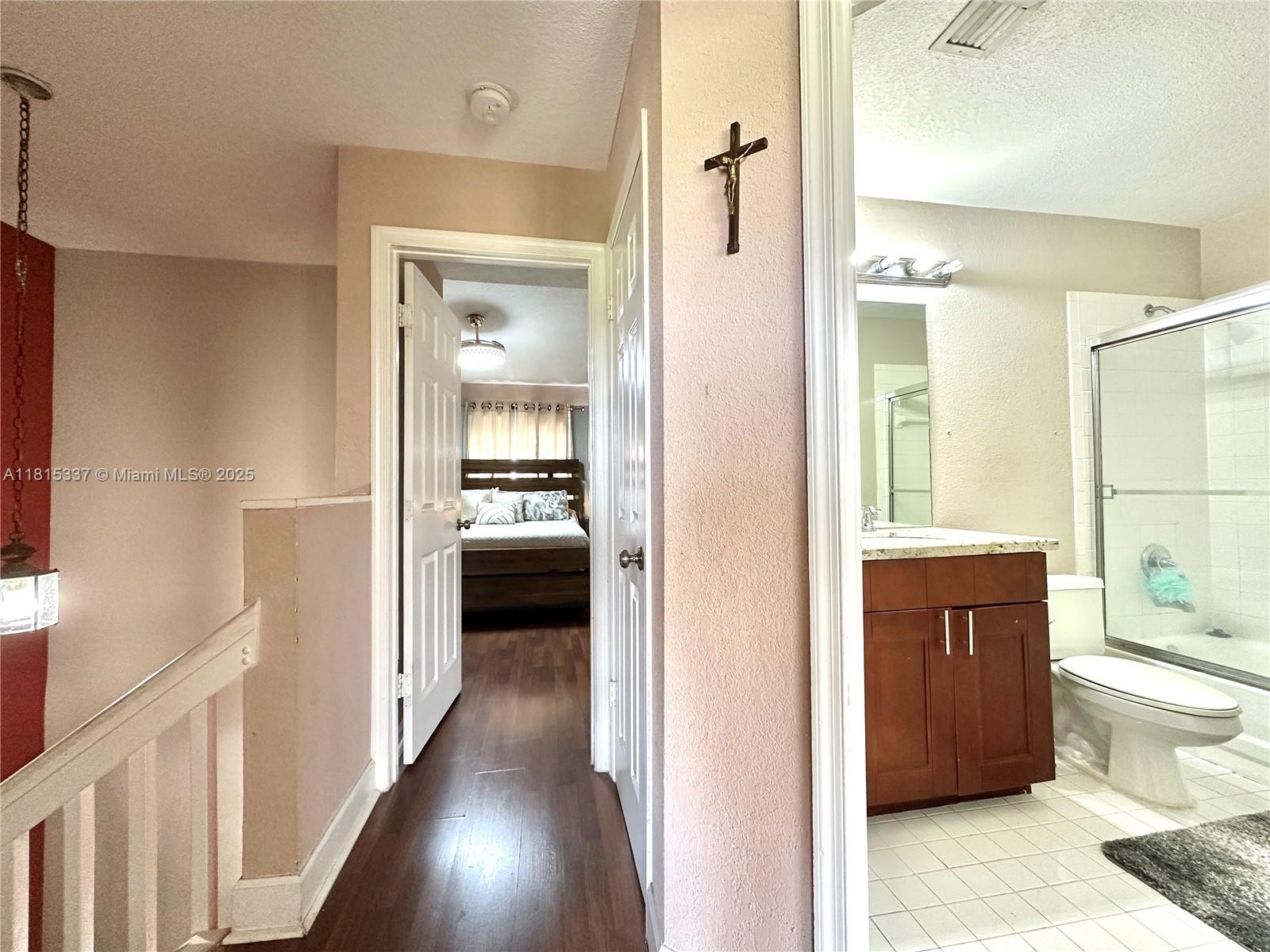 19021 NW 52nd Ct, Miami Gardens, Florida image 25
