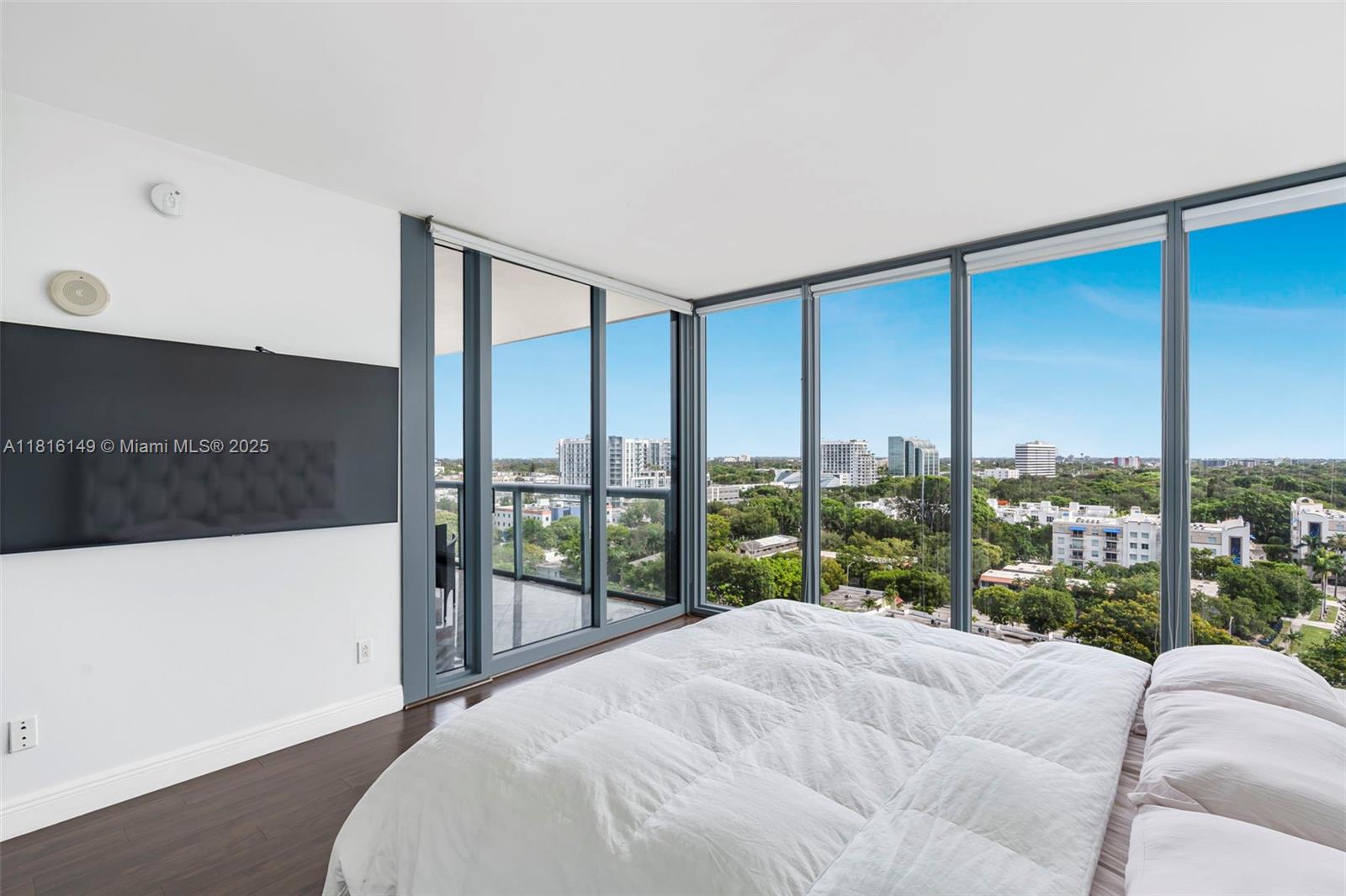 601 36th St Unit 1103, Miami, Florida 33137
