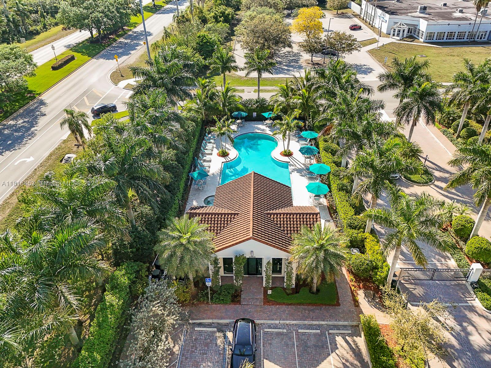 20930 NW 1st St, Pembroke Pines, Florida image 29