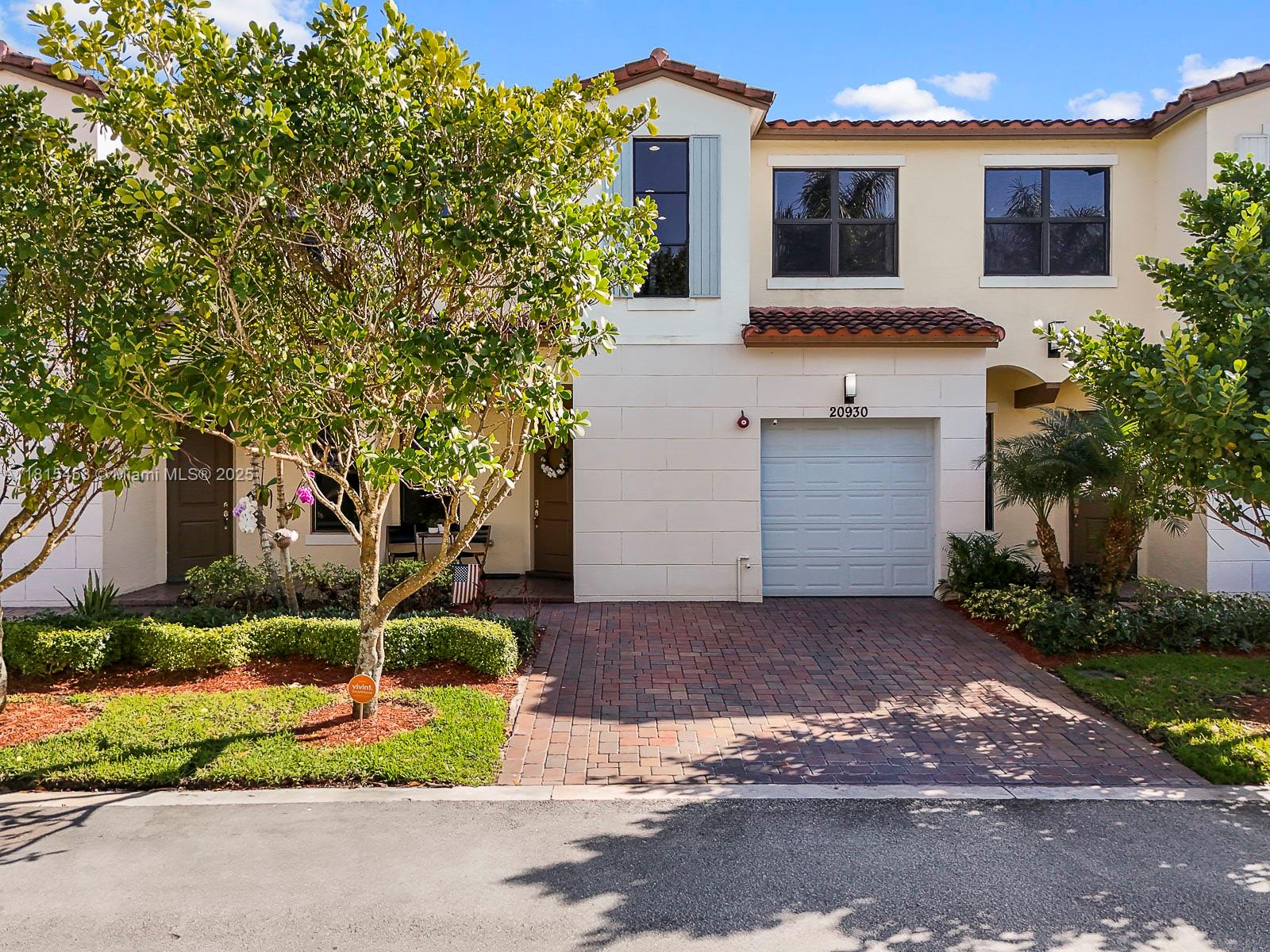 20930 NW 1st St, Pembroke Pines, Florida image 36