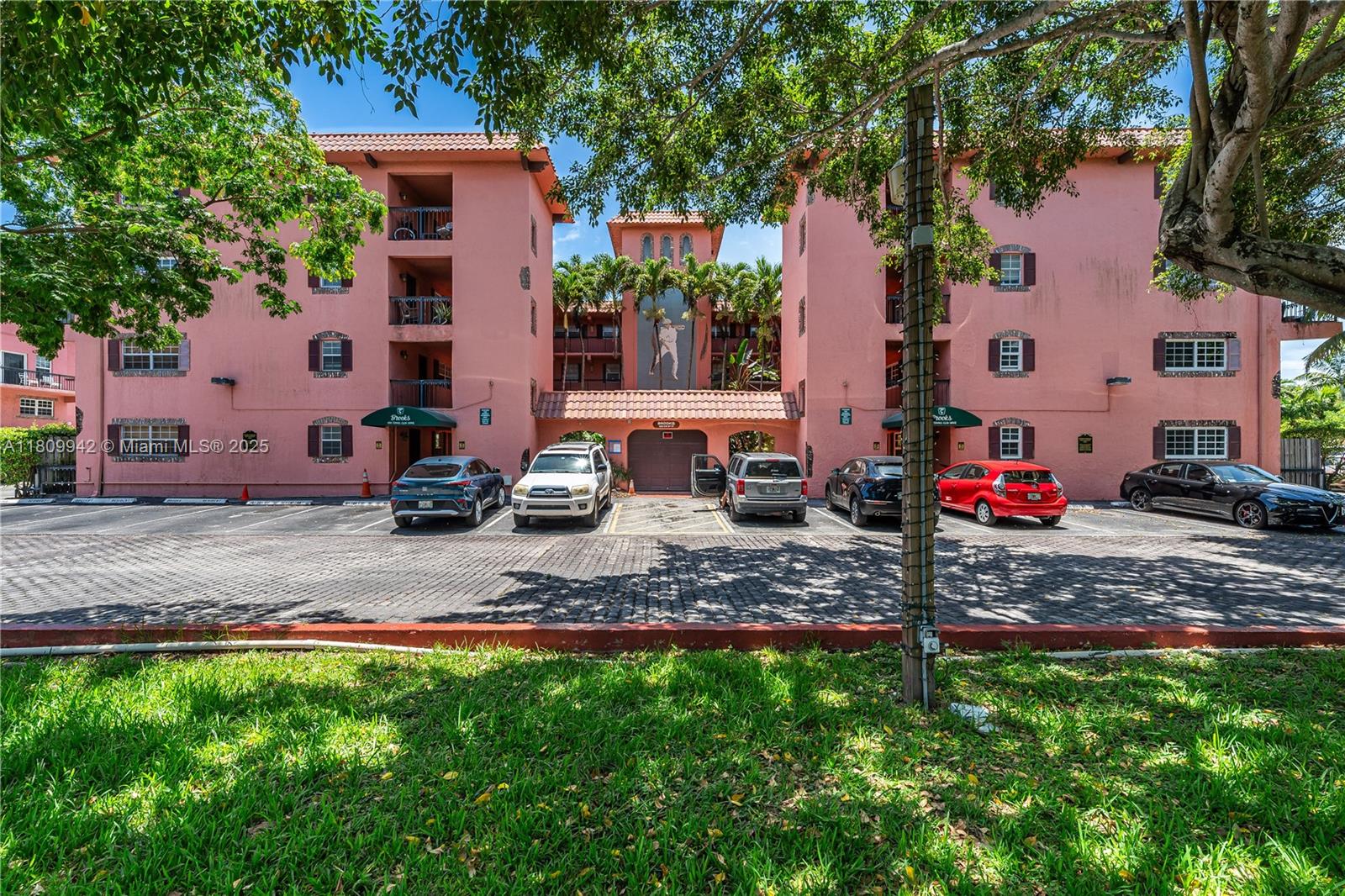 680 Tennis Club Dr #110, Fort Lauderdale, Florida image 20