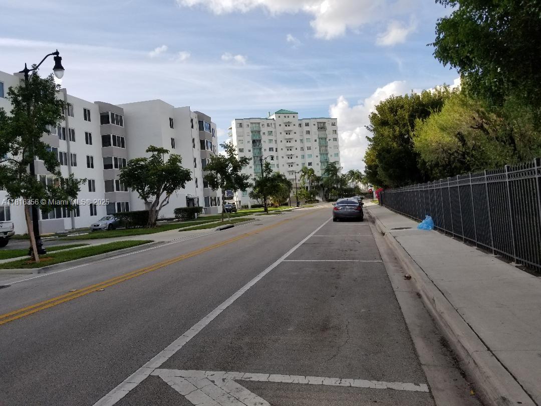 250 180th Dr #159, Sunny Isles Beach, Florida image 2