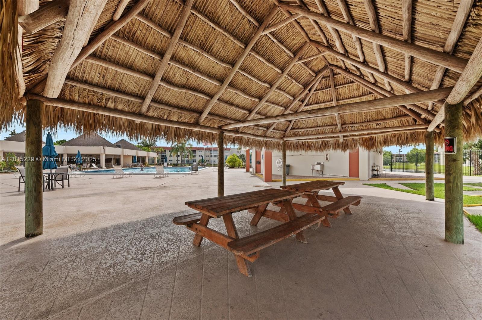 8060 N Sunrise Lakes Dr #103, Sunrise, Florida image 23