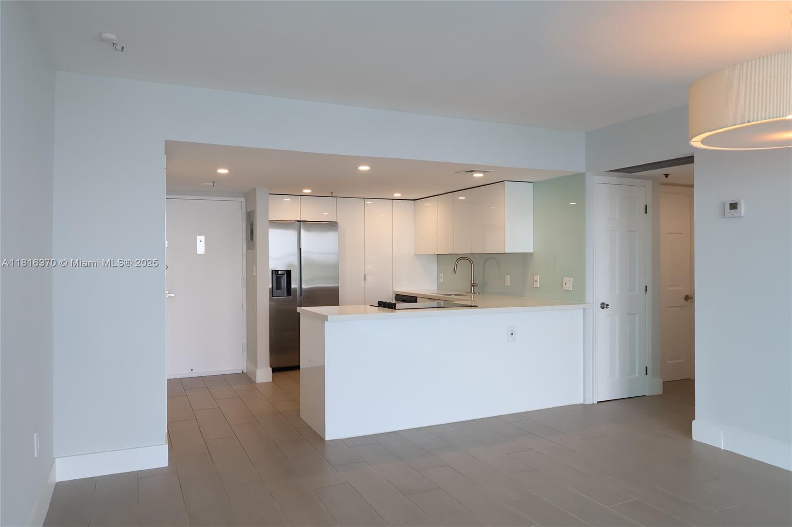 20515 E Country Club Dr #543, Aventura, Florida image 35