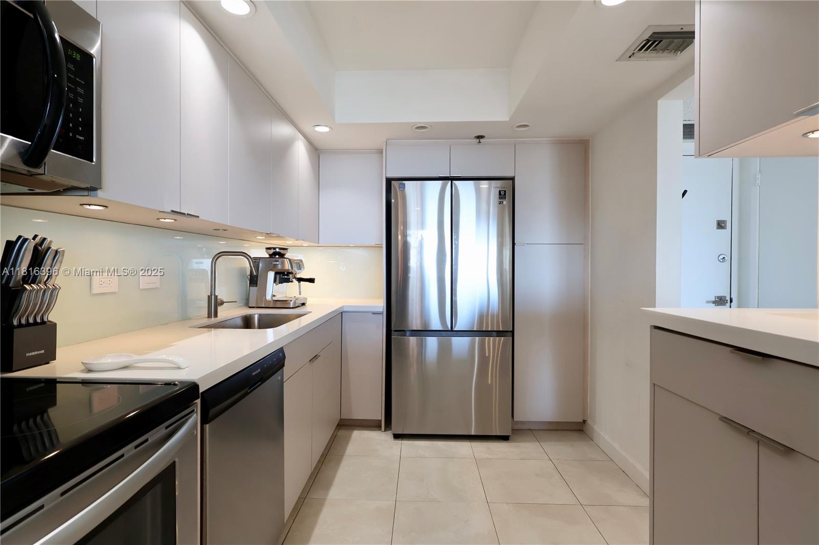 Property photo # 9