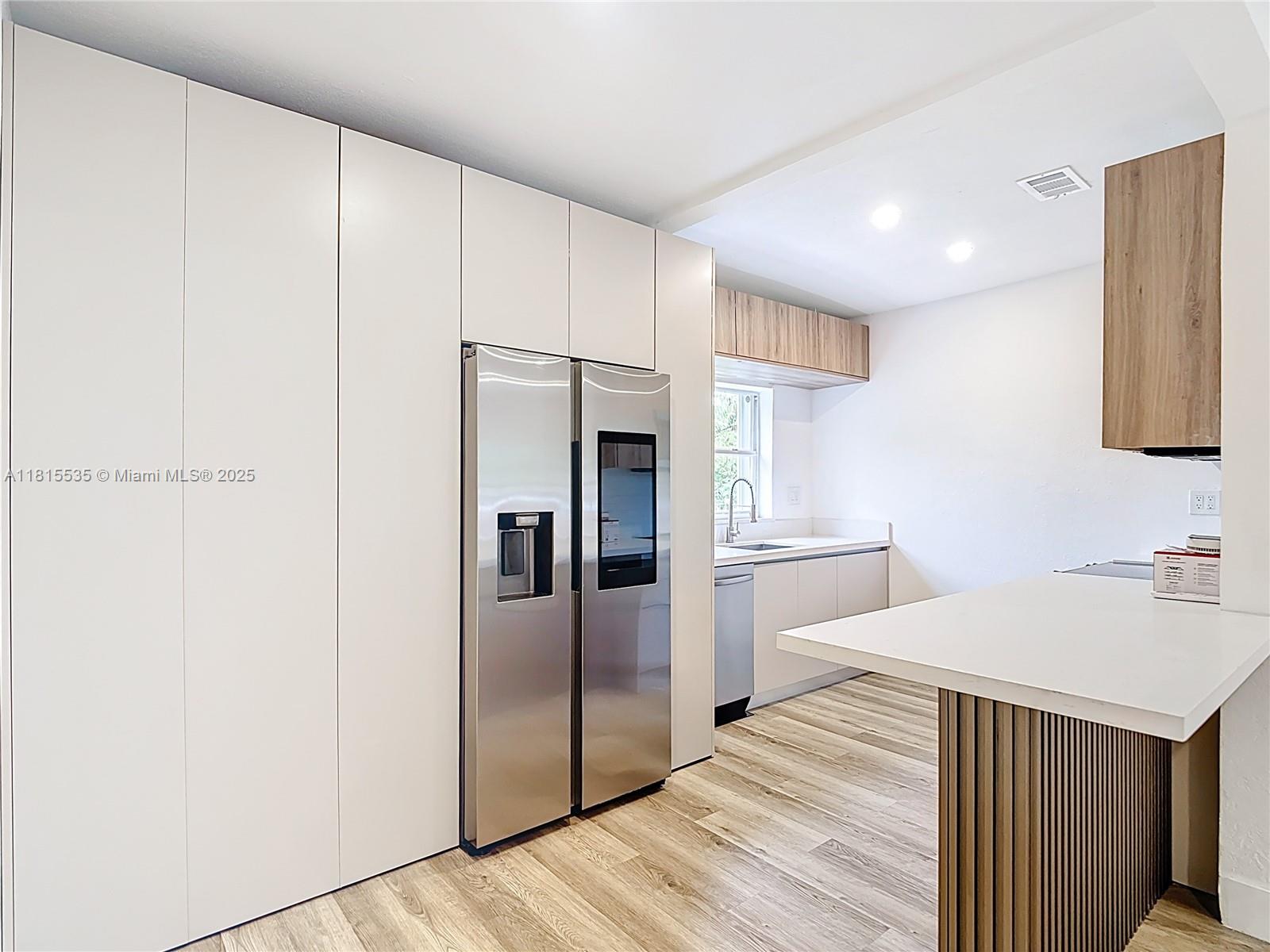 1535 NW 124th St, North Miami, Florida image 11