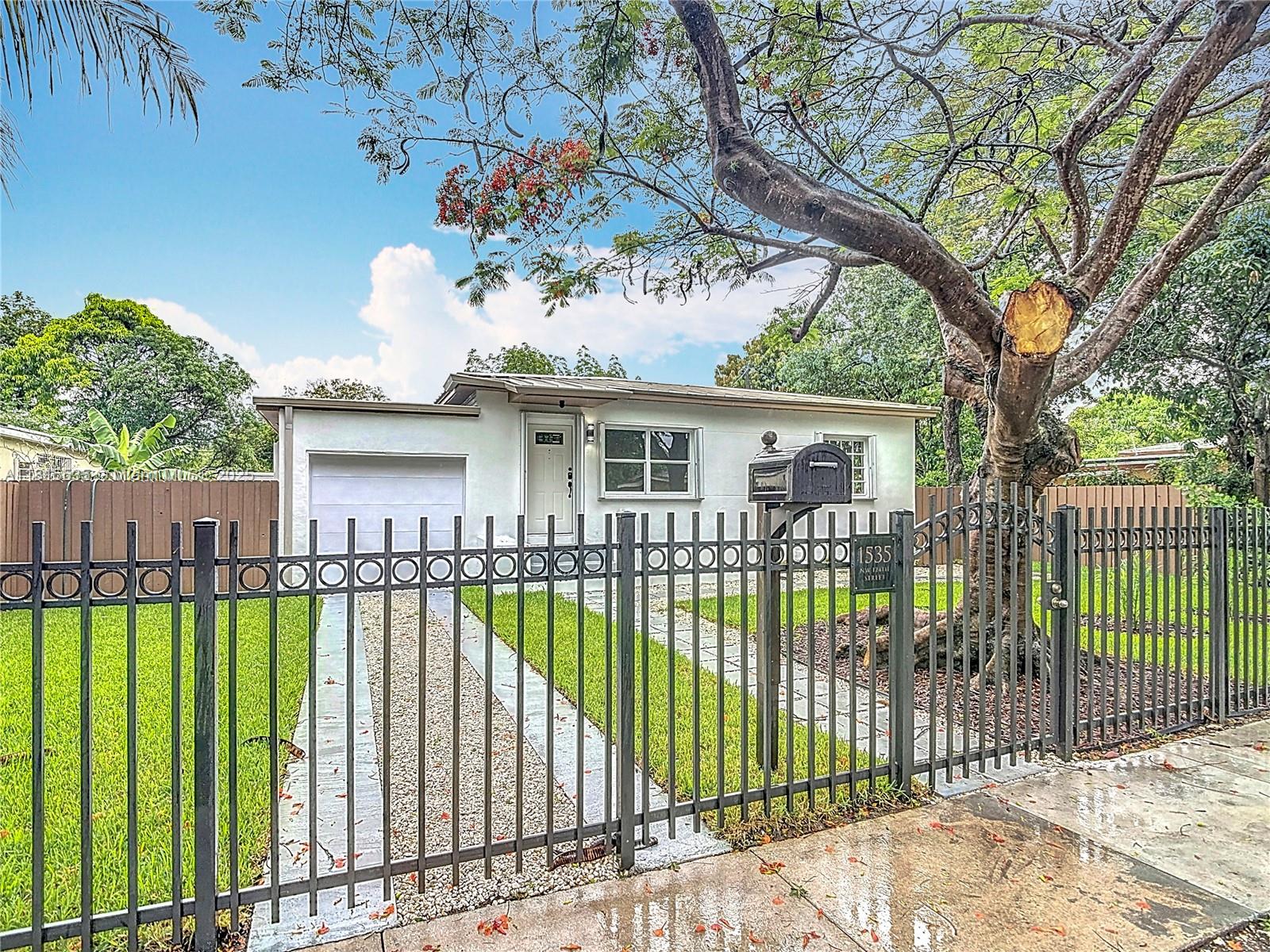 1535 NW 124th St, North Miami, Florida image 7
