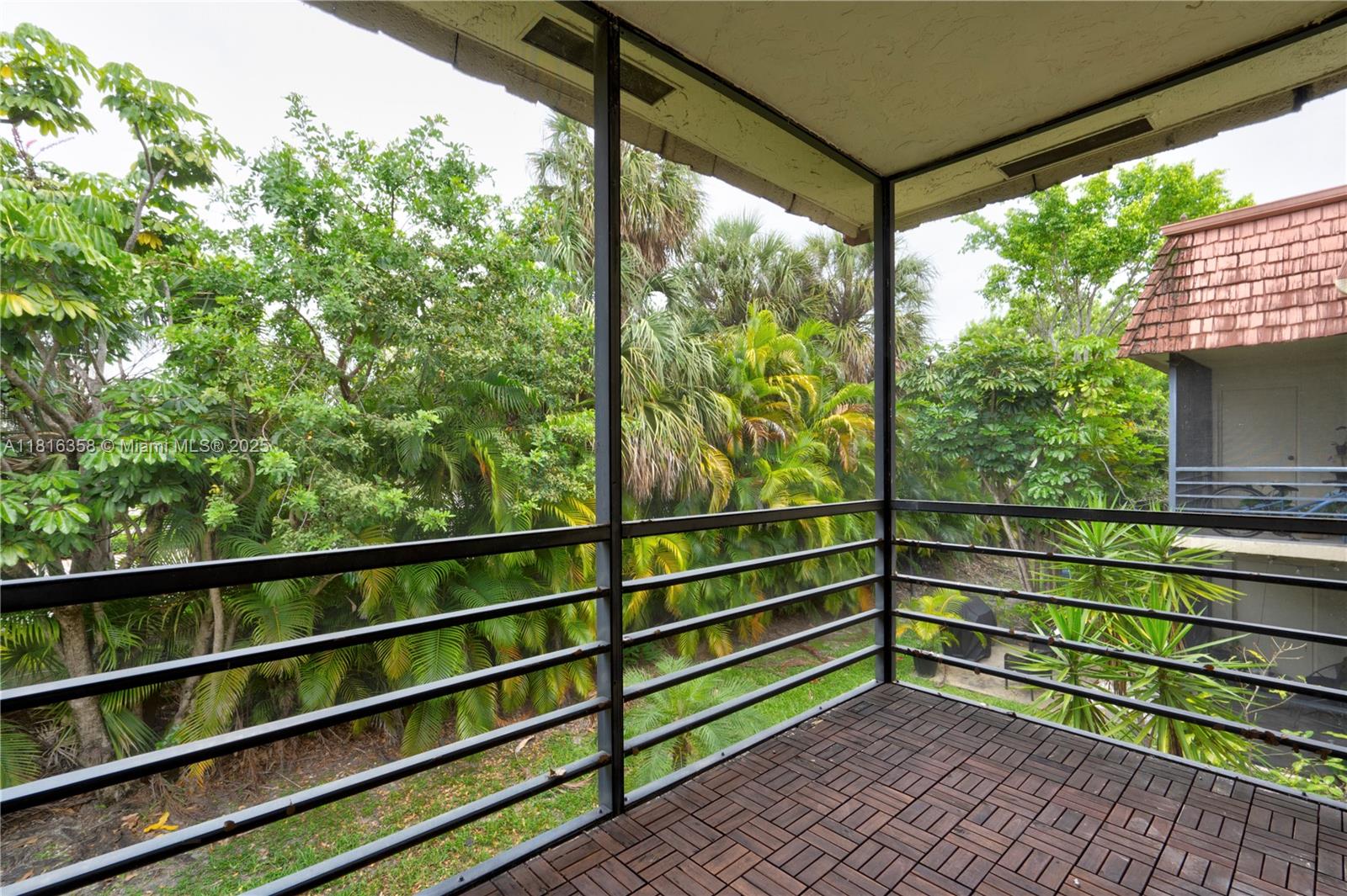 136 S Cypress Rd #323, Pompano Beach, Florida image 21