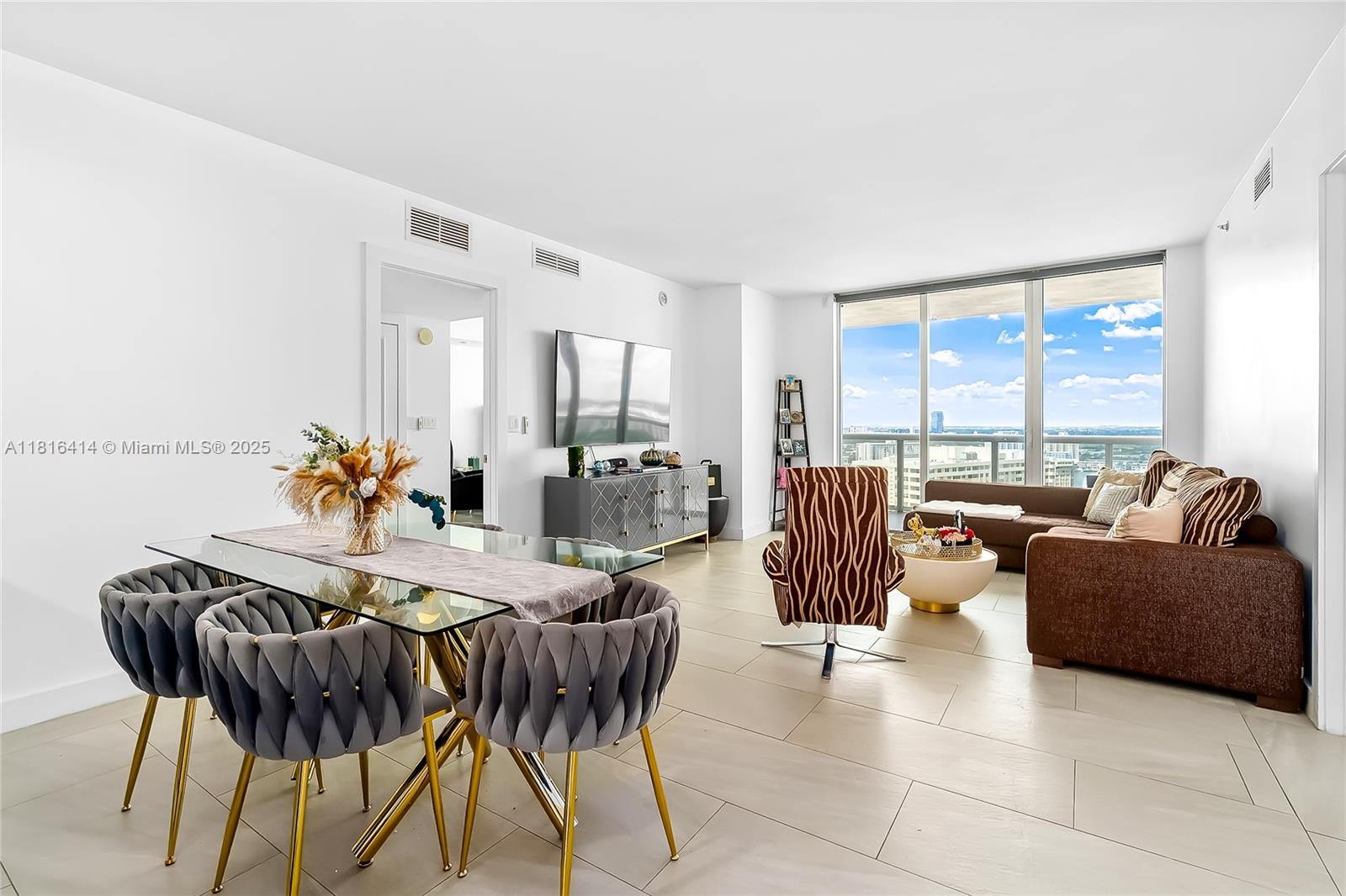 1800 S Ocean Dr #2208, Hallandale Beach, Florida image 1