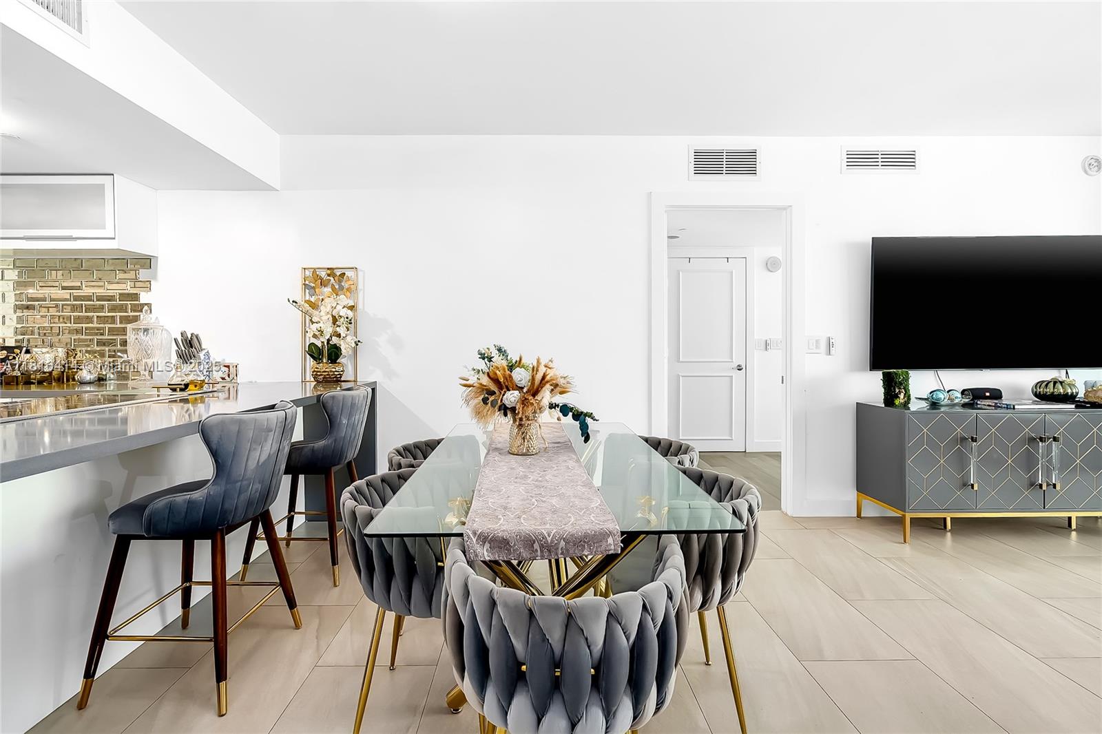 1800 S Ocean Dr #2208, Hallandale Beach, Florida image 3