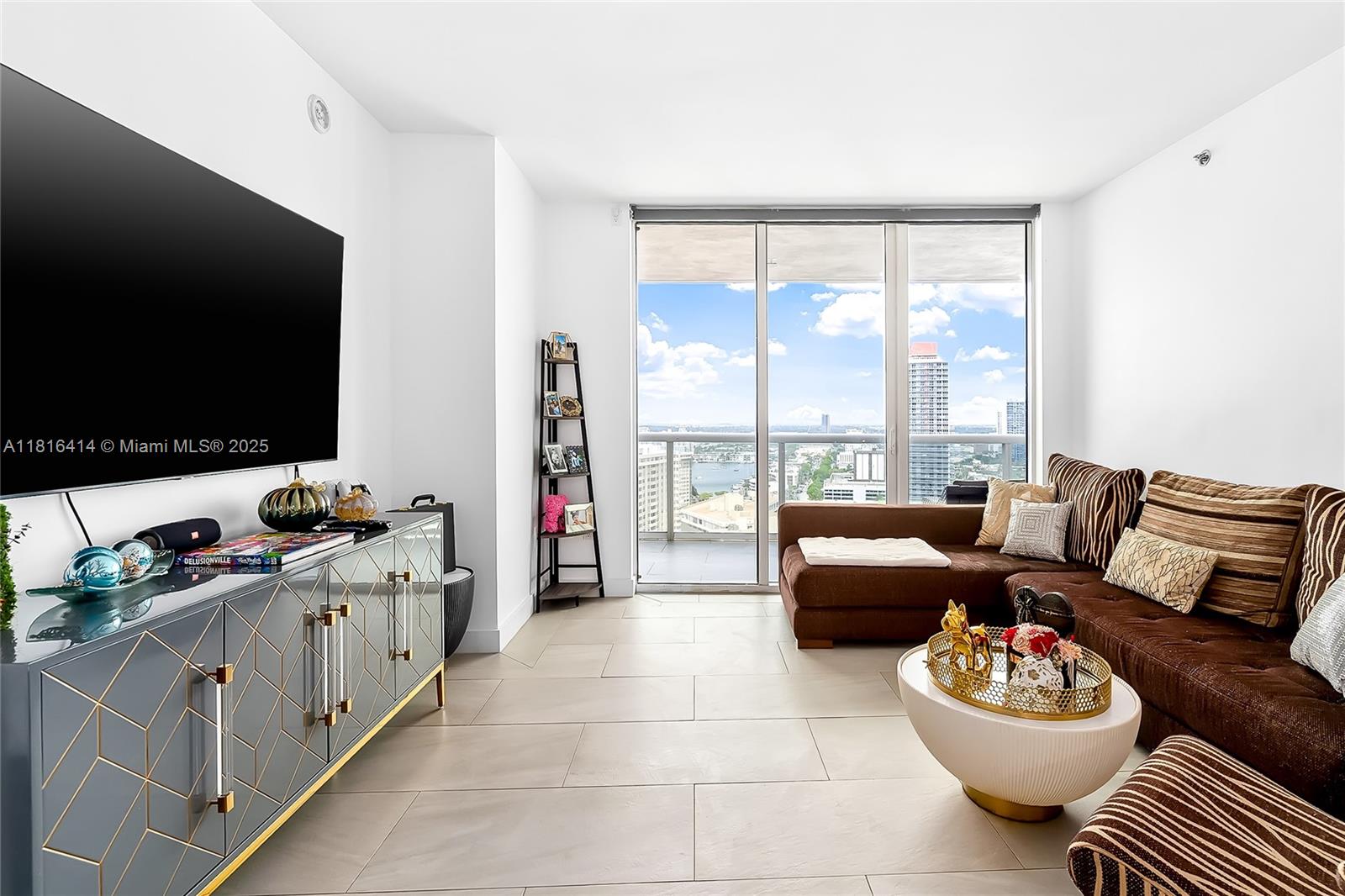 1800 S Ocean Dr #2208, Hallandale Beach, Florida image 4