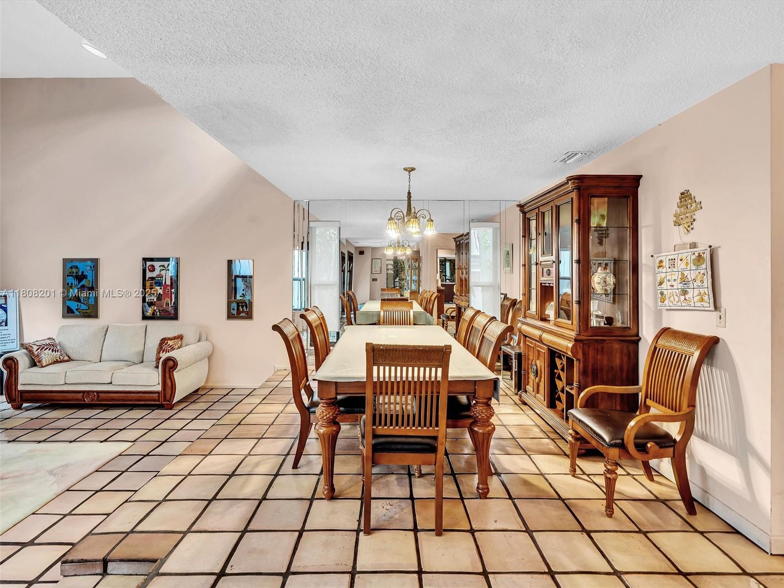 3121 N 52nd Ave, Hollywood, Florida image 9