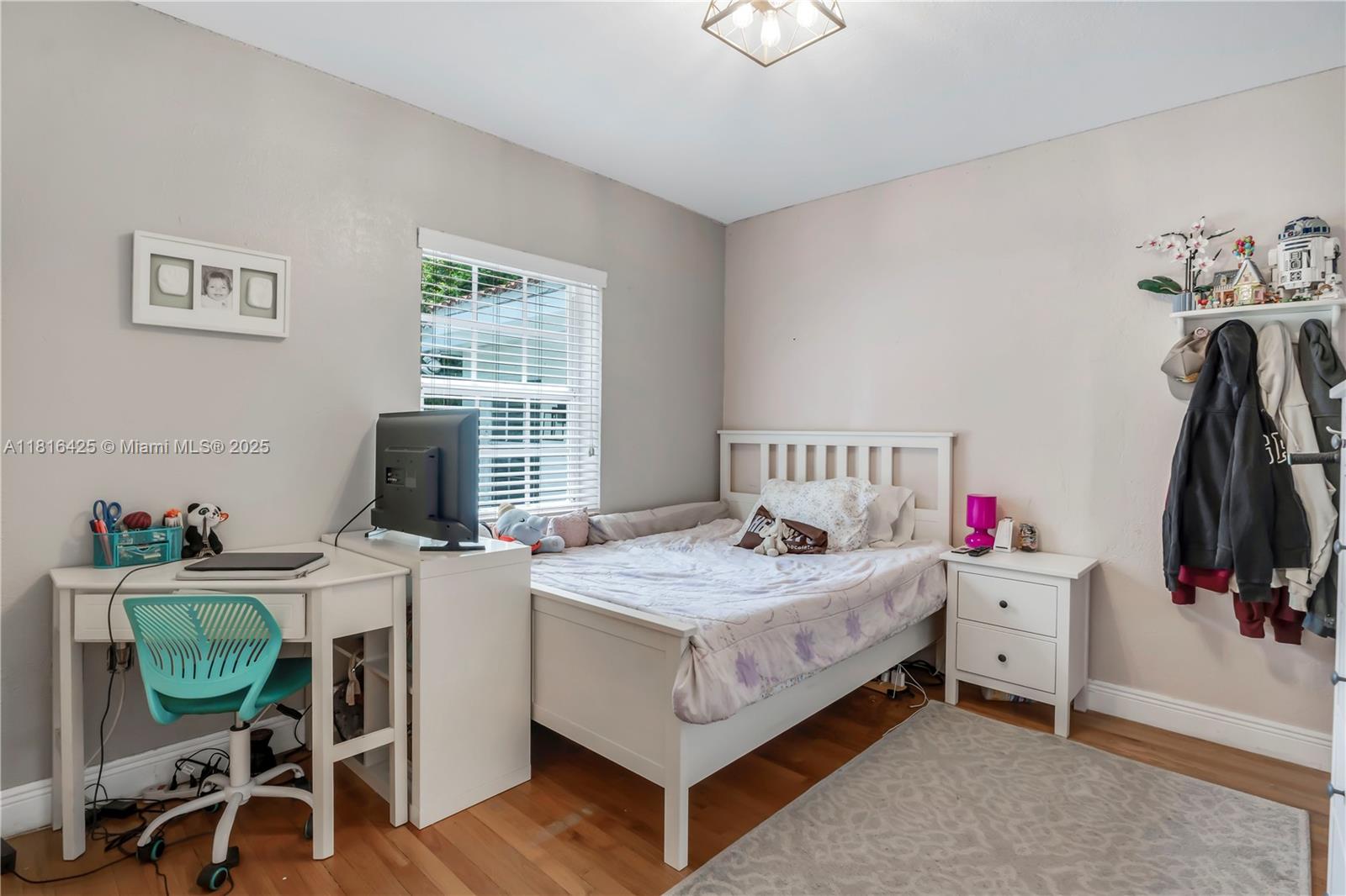 1110 Falcon Ave, Miami Springs, Florida image 24