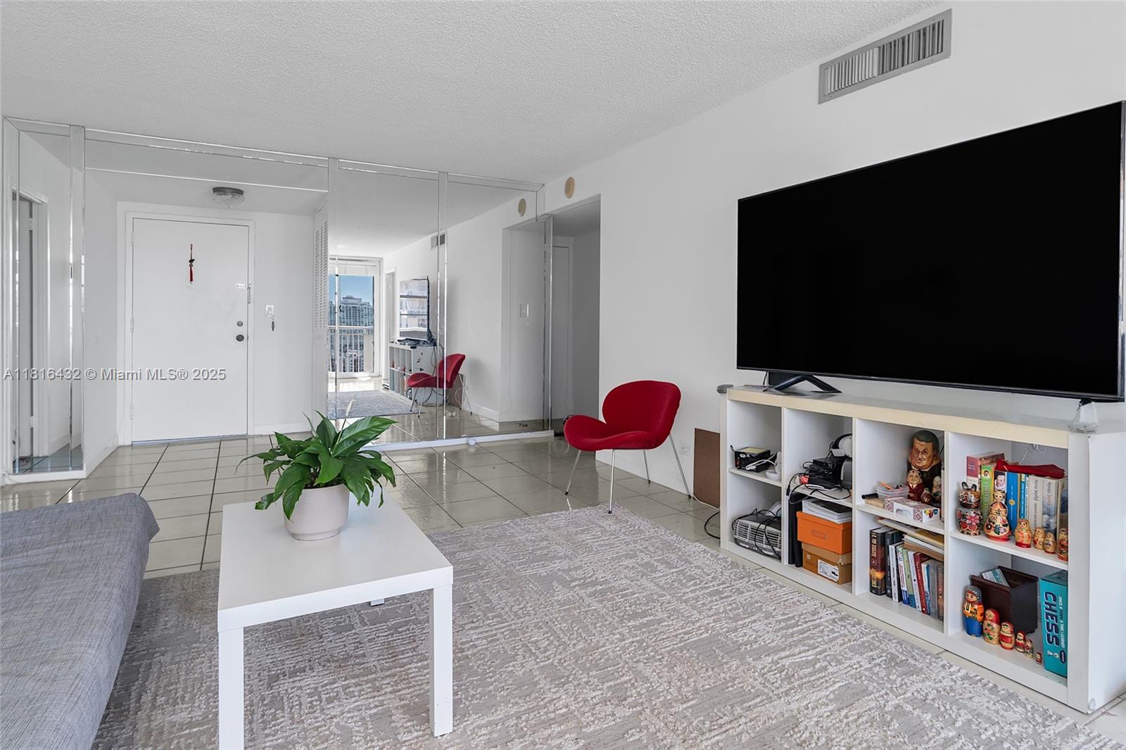 251 174th St #2115, Sunny Isles Beach, Florida image 8