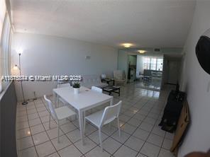 2025 NE 164th St #405, North Miami Beach, Florida image 4