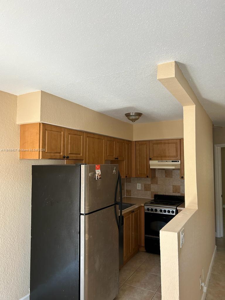 Property photo # 9