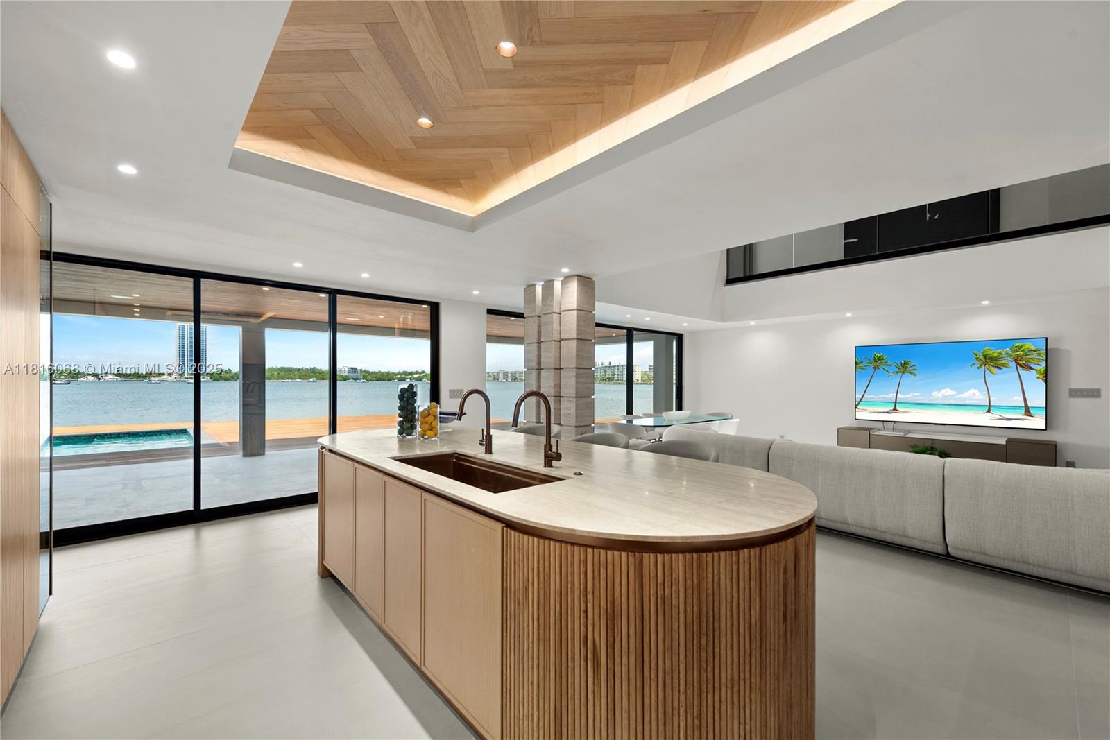 3209 NE 169th St, North Miami Beach, Florida image 14