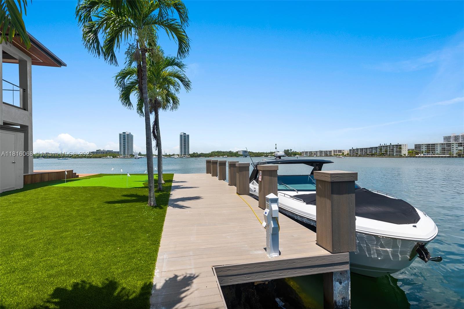3209 NE 169th St, North Miami Beach, Florida image 5