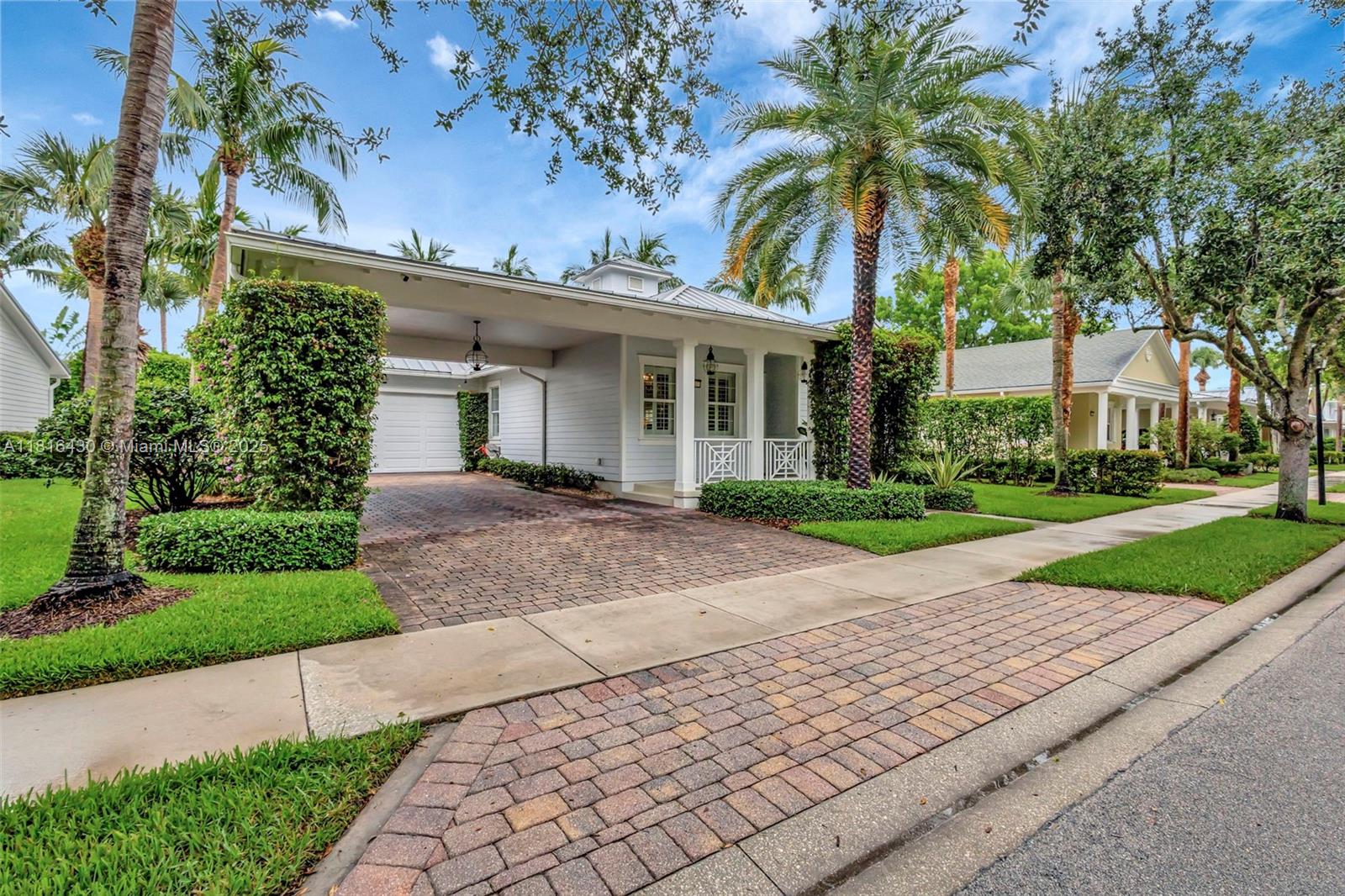 1327 Duval St, Jupiter, Florida image 40