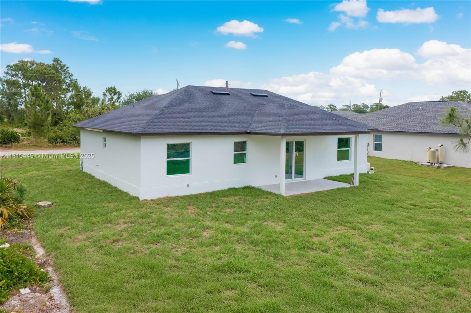 3121 71st St W, Lehigh Acres, Florida image 4
