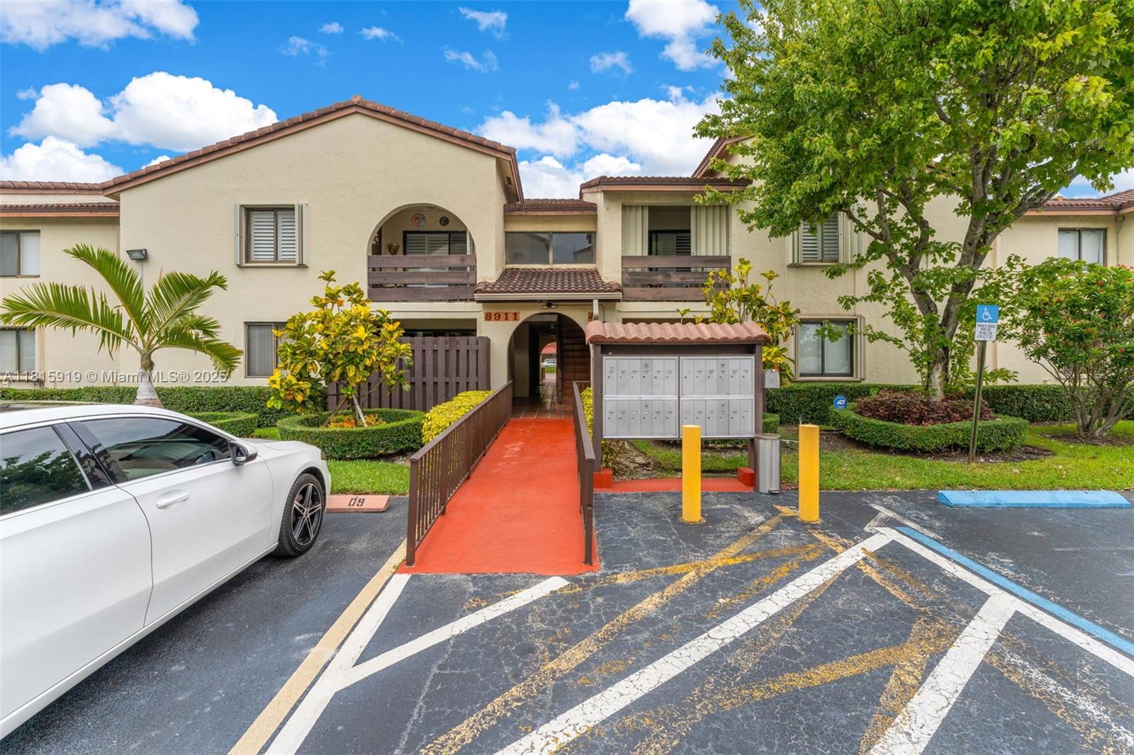8911 SW 123rd Ct #106-4, Miami, Florida image 2