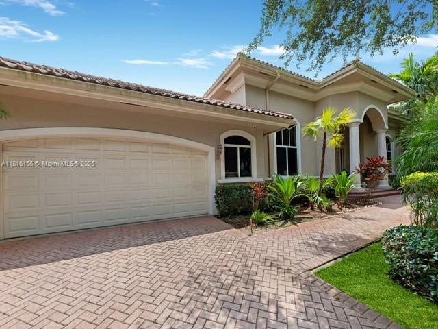 5640 Oakview Ter, Hollywood, Florida image 2