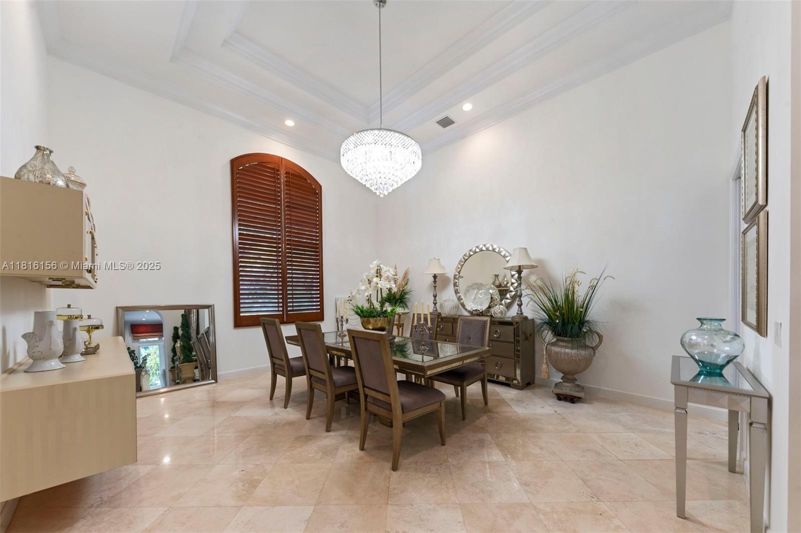 5640 Oakview Ter, Hollywood, Florida image 6