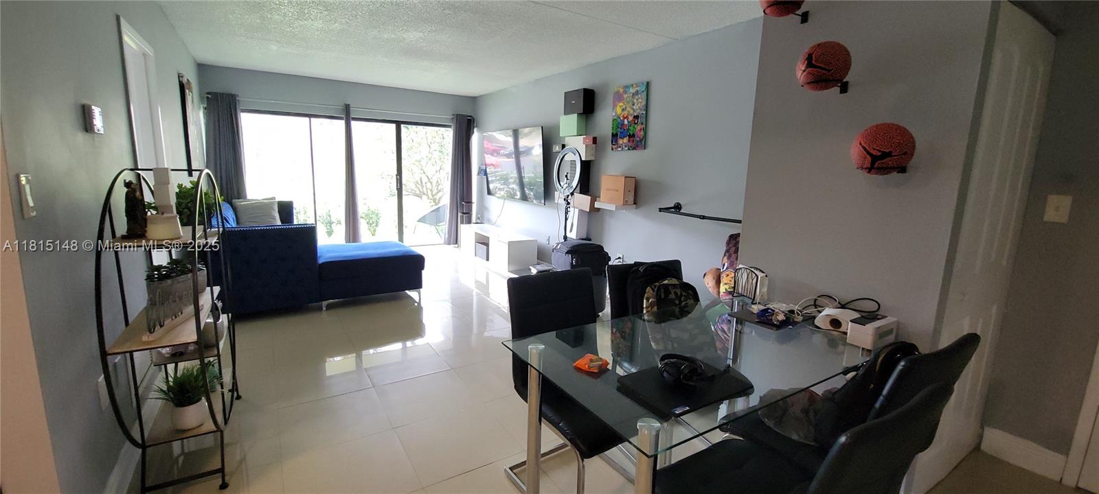 5773 Washington St #J2, Hollywood, Florida image 3