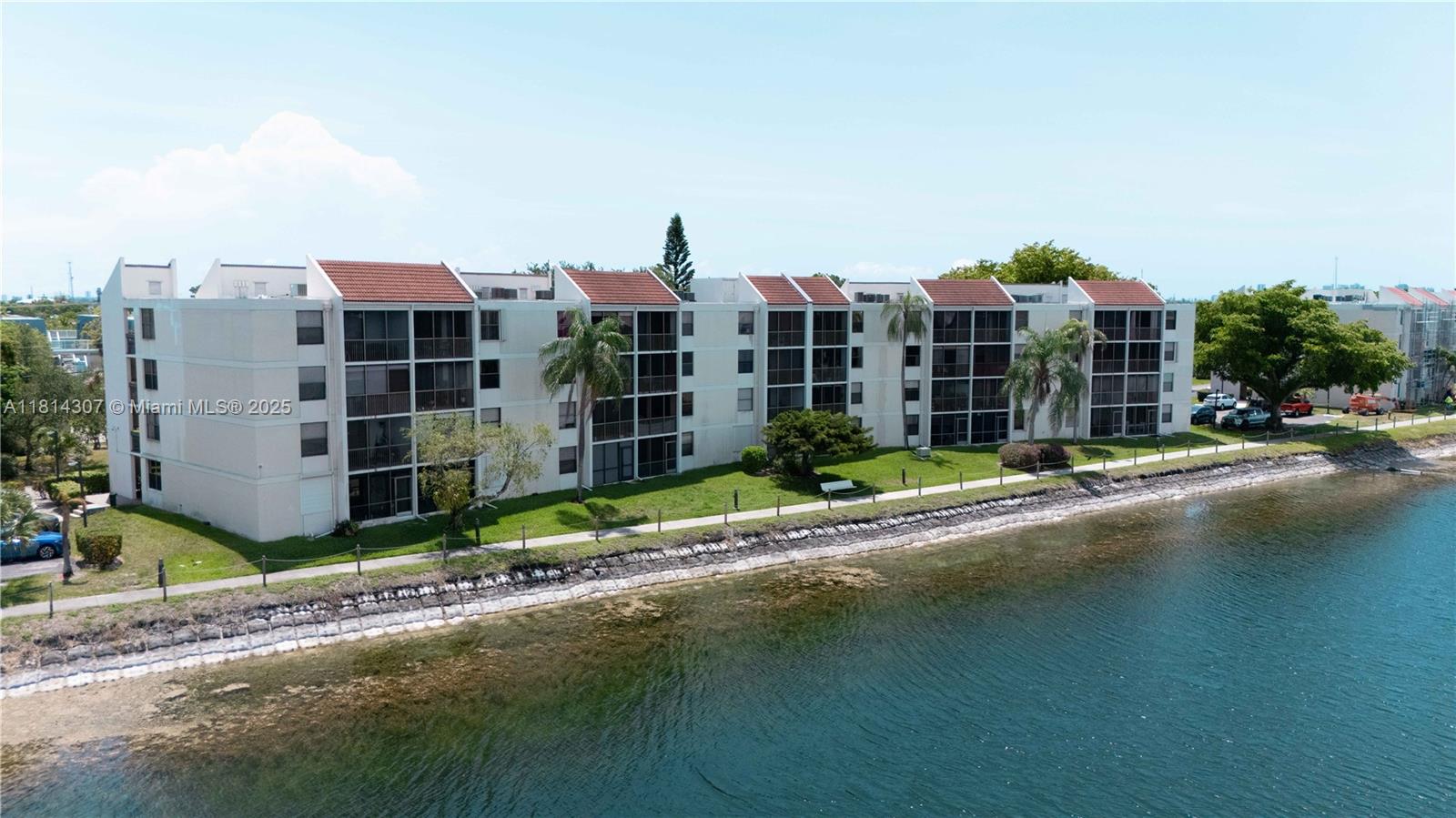 110 Lake Emerald Dr #204, Oakland Park, Florida image 24