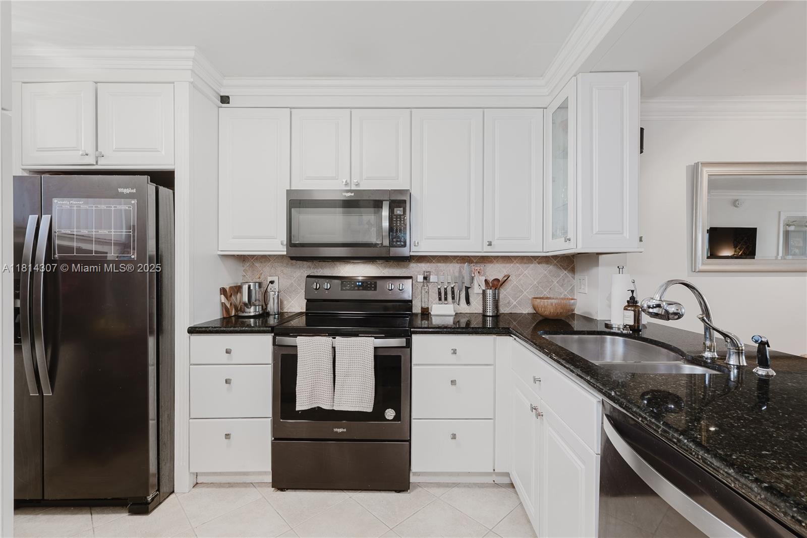 110 Lake Emerald Dr #204, Oakland Park, Florida image 3